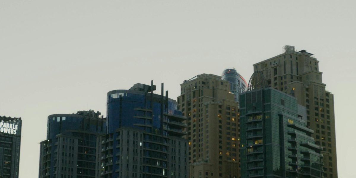 This guide explains how international buyers—especially investors from Pakistan—can navigate the booming UAE property market in 2026, covering market dynamics,...