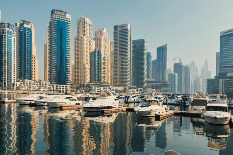 This article explains why Dubai Harbour has become a focal point for buyers and investors in 2026, describing the master plan, the region's 1,400‑berth marina,...