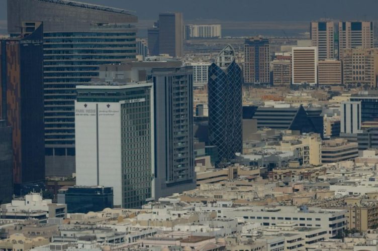 This guide orients you to Business Bay in 2026, explaining why the district matters for residents, businesses, and investors. It describes the area's mixed-use...