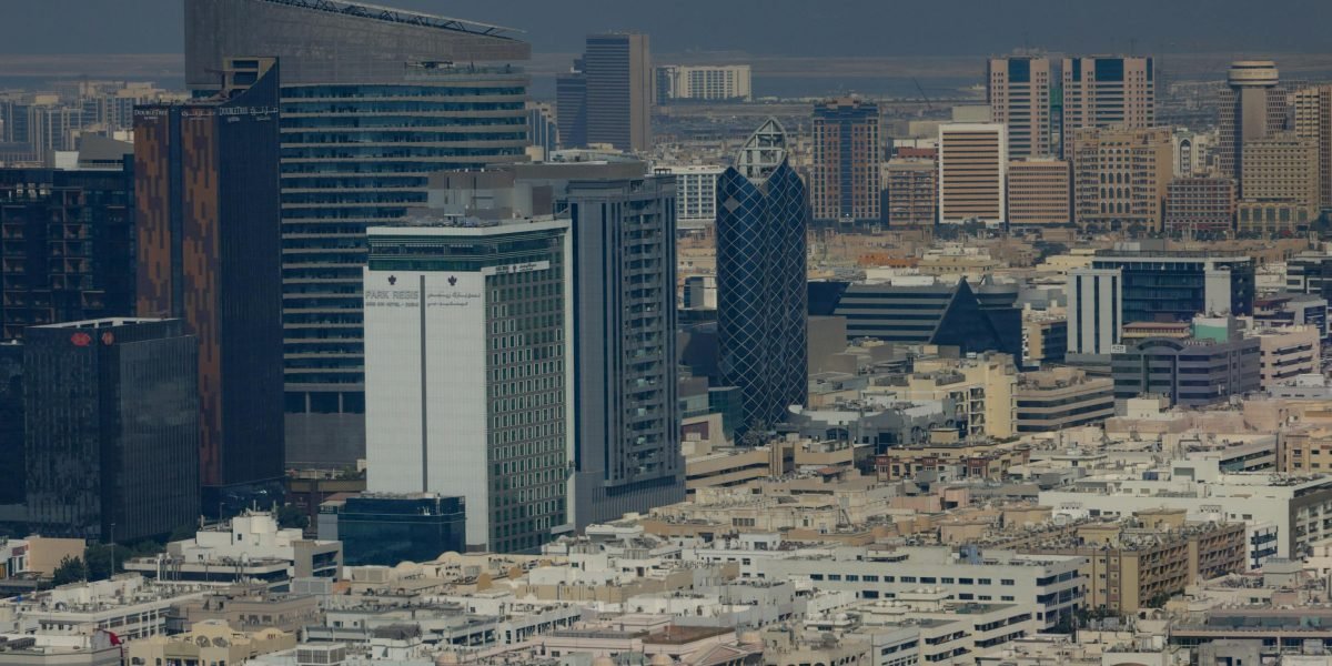 This guide orients you to Business Bay in 2026, explaining why the district matters for residents, businesses, and investors. It describes the area's mixed-use...
